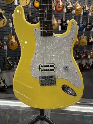 Store Special Product - Fender - 014-8020-363